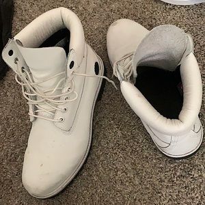 Like New, White/Black Timbs